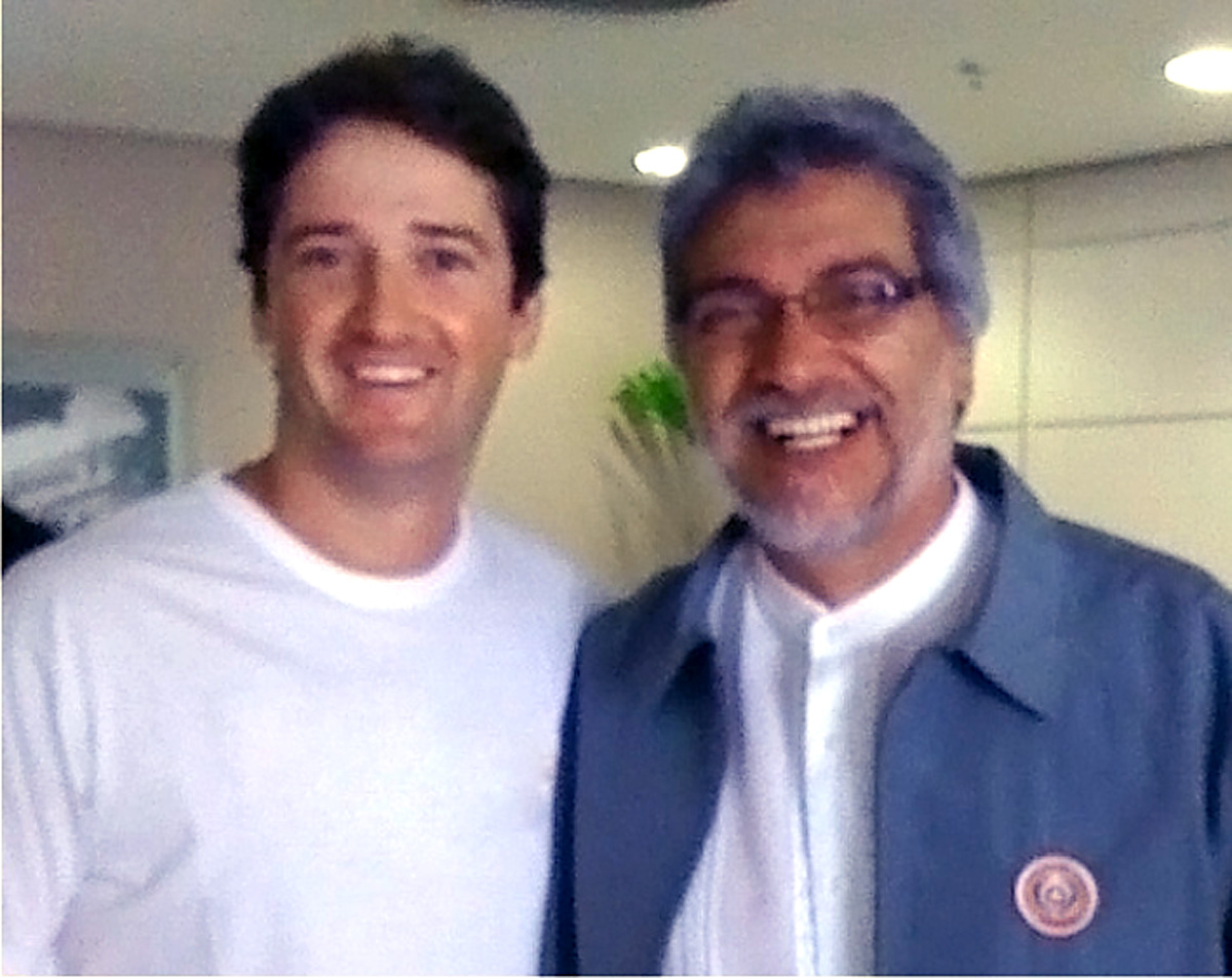 Raul Marcelo e o presidente paraguaio Fernando Lugo<a style='float:right;color:#ccc' href='https://www3.al.sp.gov.br/repositorio/noticia/02-2009/RAUL MARCELO PARAGUAIO.jpg' target=_blank><i class='bi bi-zoom-in'></i> Clique para ver a imagem </a>